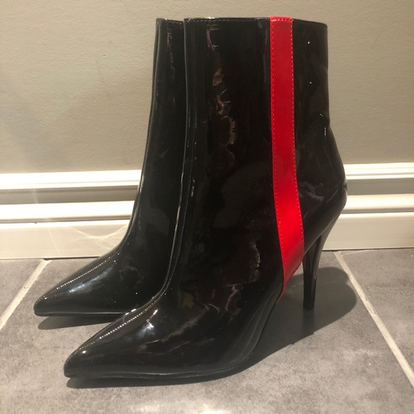 Black Skinny Heel Bootie - Picture 1 of 4